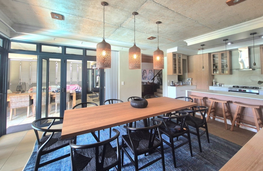 5 Bedroom Property for Sale in Welgelegen Western Cape